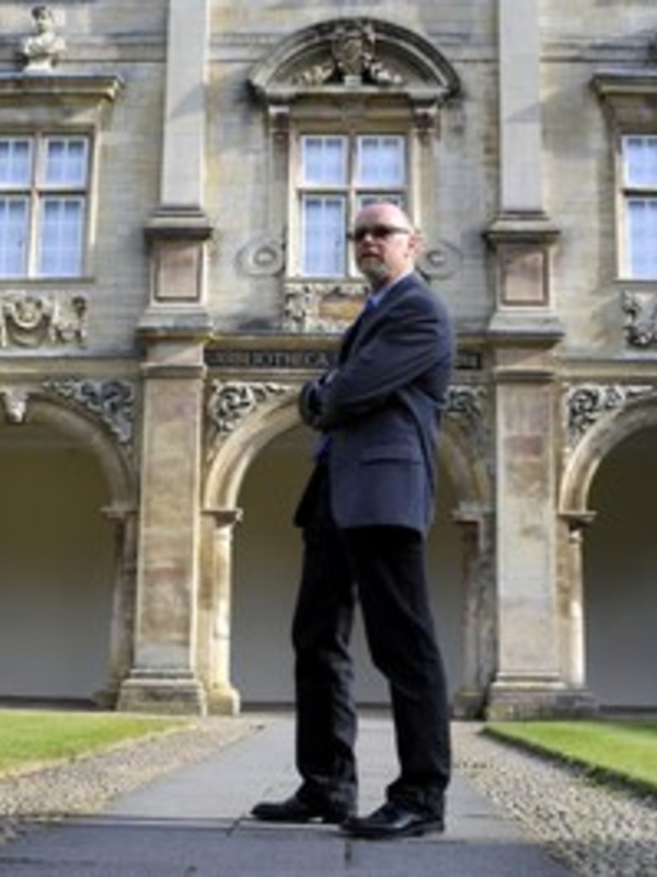 Dr Brendan Burchell