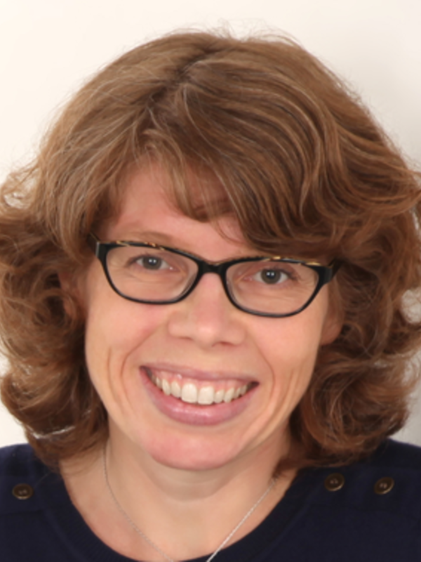 Dr Leonie Ansems de Vries