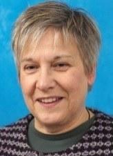 Dr Jennifer  Davis