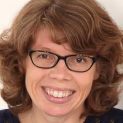 Dr Leonie  Ansems de Vries